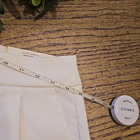 White INC glam shorts size 4 NWT - Picture 9 of 13